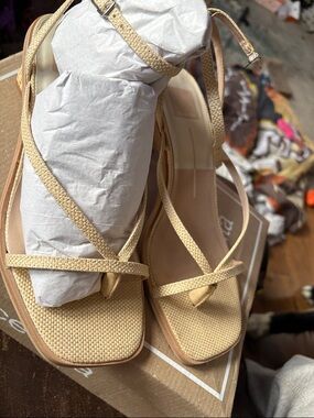 Dolce Vita Banita natural raffia sandals - neutral tan
